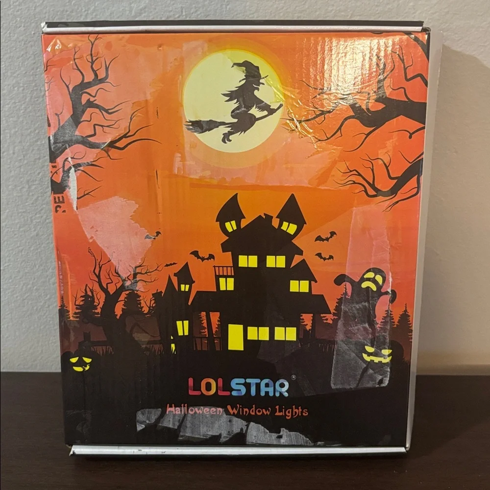 LOLSTAR HALLOWEEN LIGHT WINDOW DECORATIONS, NEW NEVER USED, IN BOX (Damaged Box)